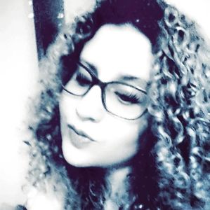 Meet your Posher, Mory